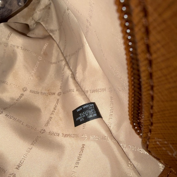 Michael Kors Jet Set Travel Large Saffiano Leather Tote – Luggage - Picture 5 of 6